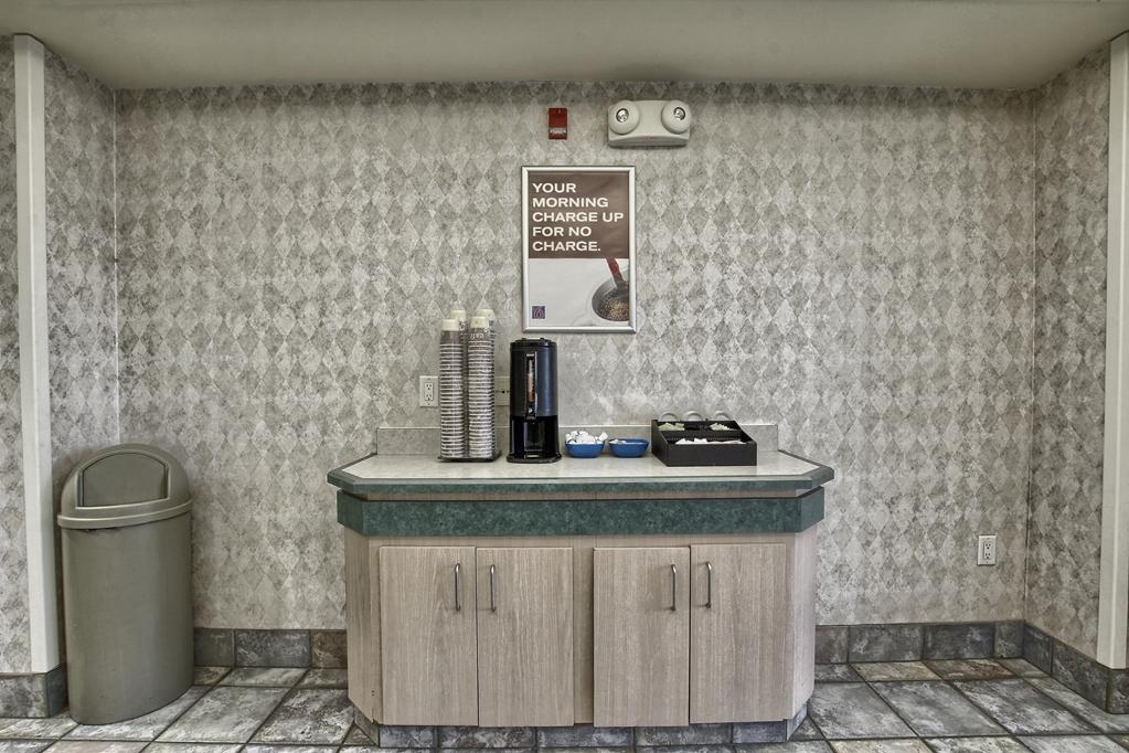 Motel 6-London, On - Ontario 내부 사진