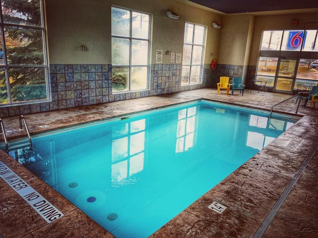 Motel 6-London, On - Ontario 외부 사진