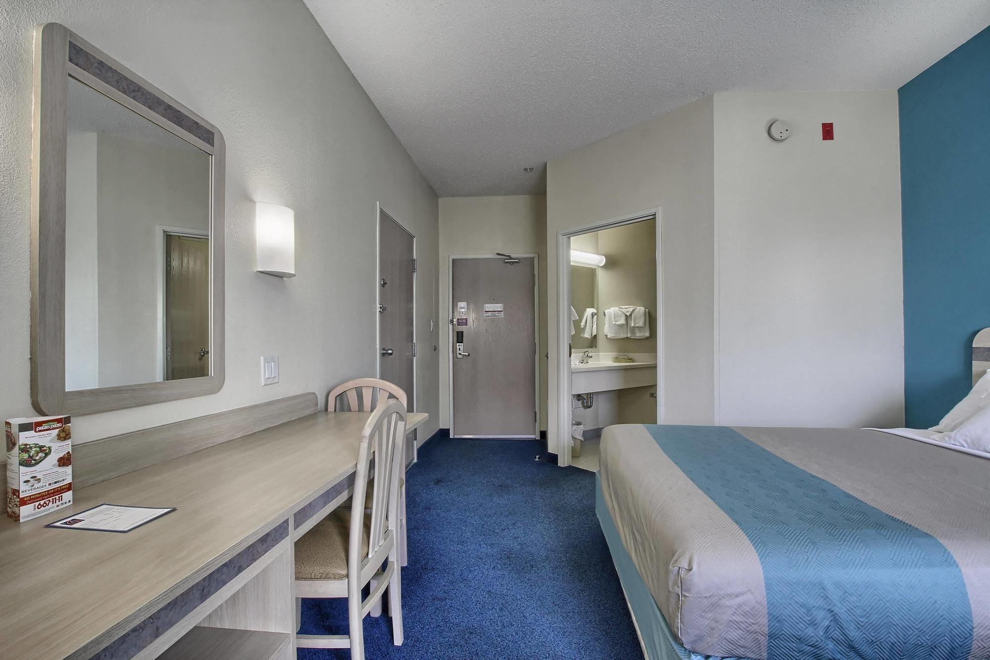 Motel 6-London, On - Ontario 외부 사진
